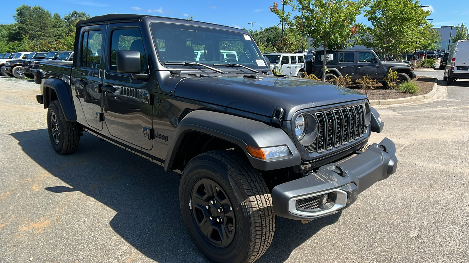 2024 Jeep Gladiator Sport 3