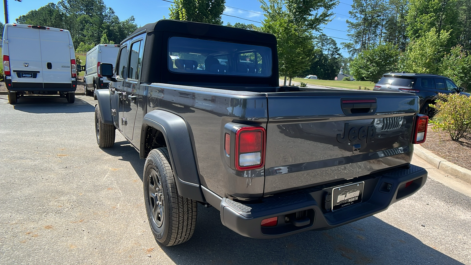 2024 Jeep Gladiator Sport 7