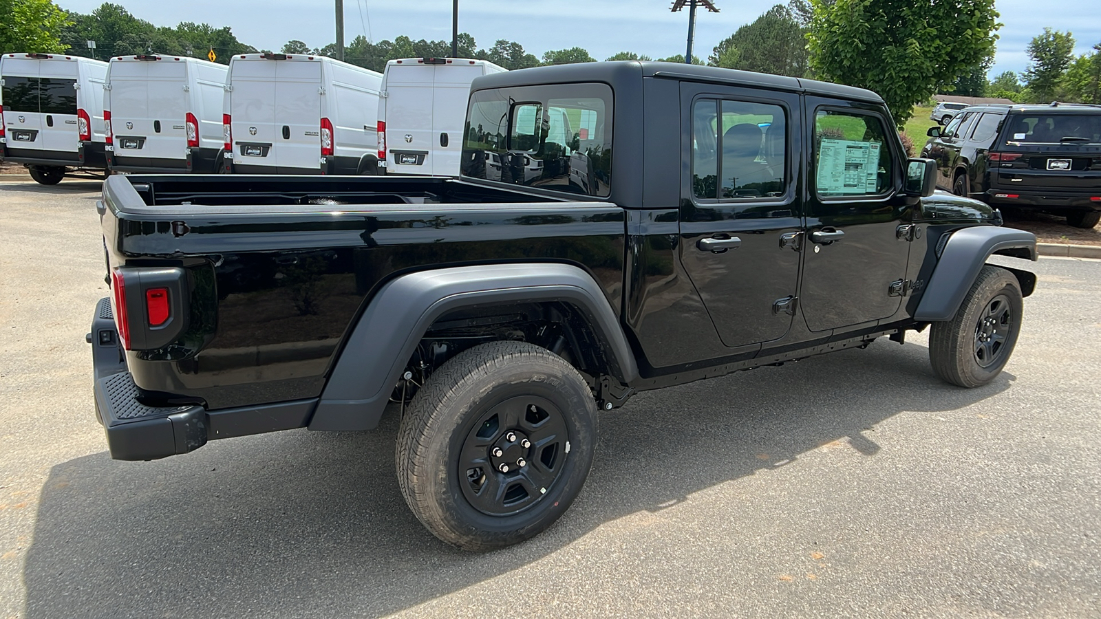 2024 Jeep Gladiator Sport 5