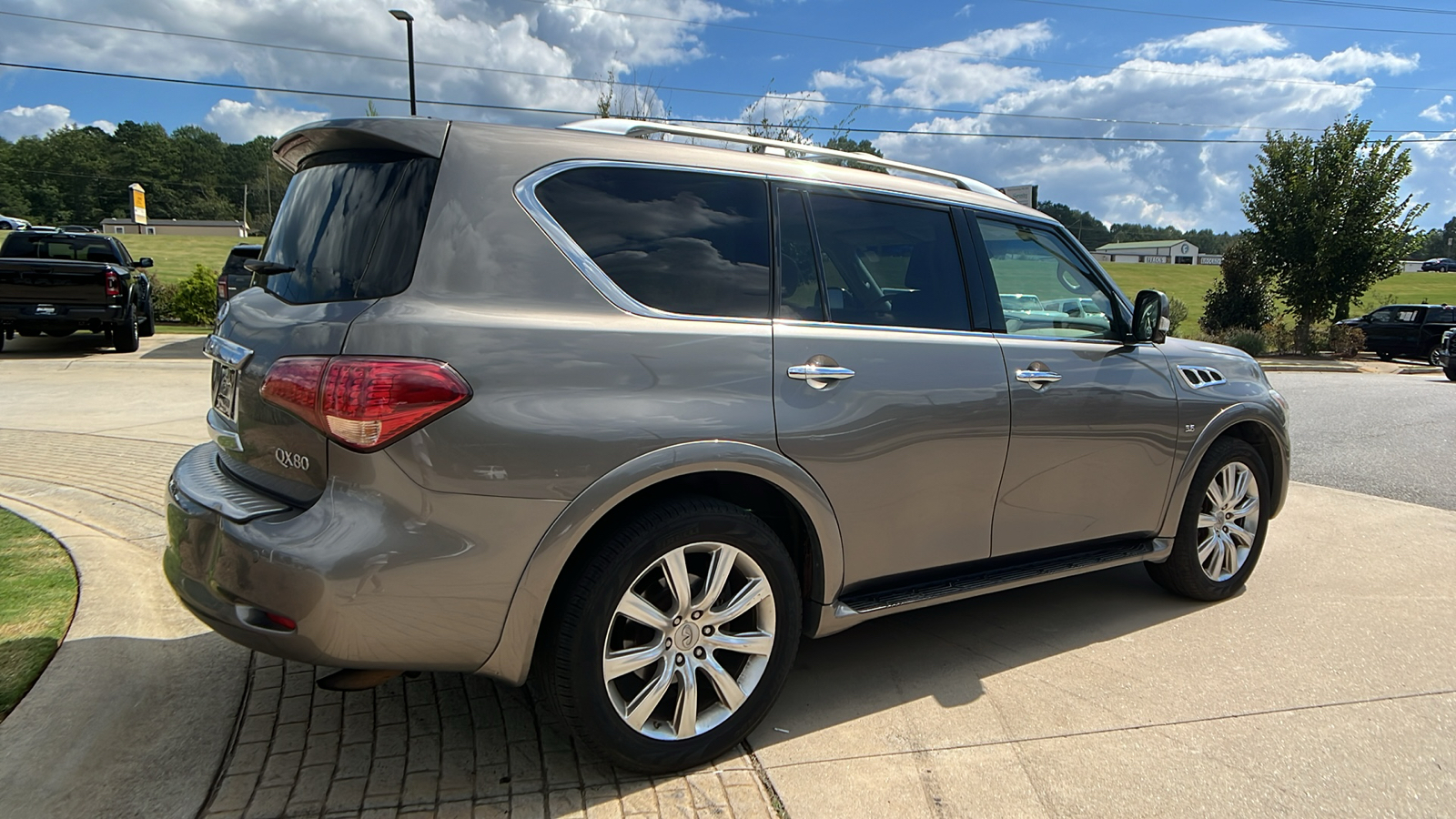 2014 INFINITI QX80  5