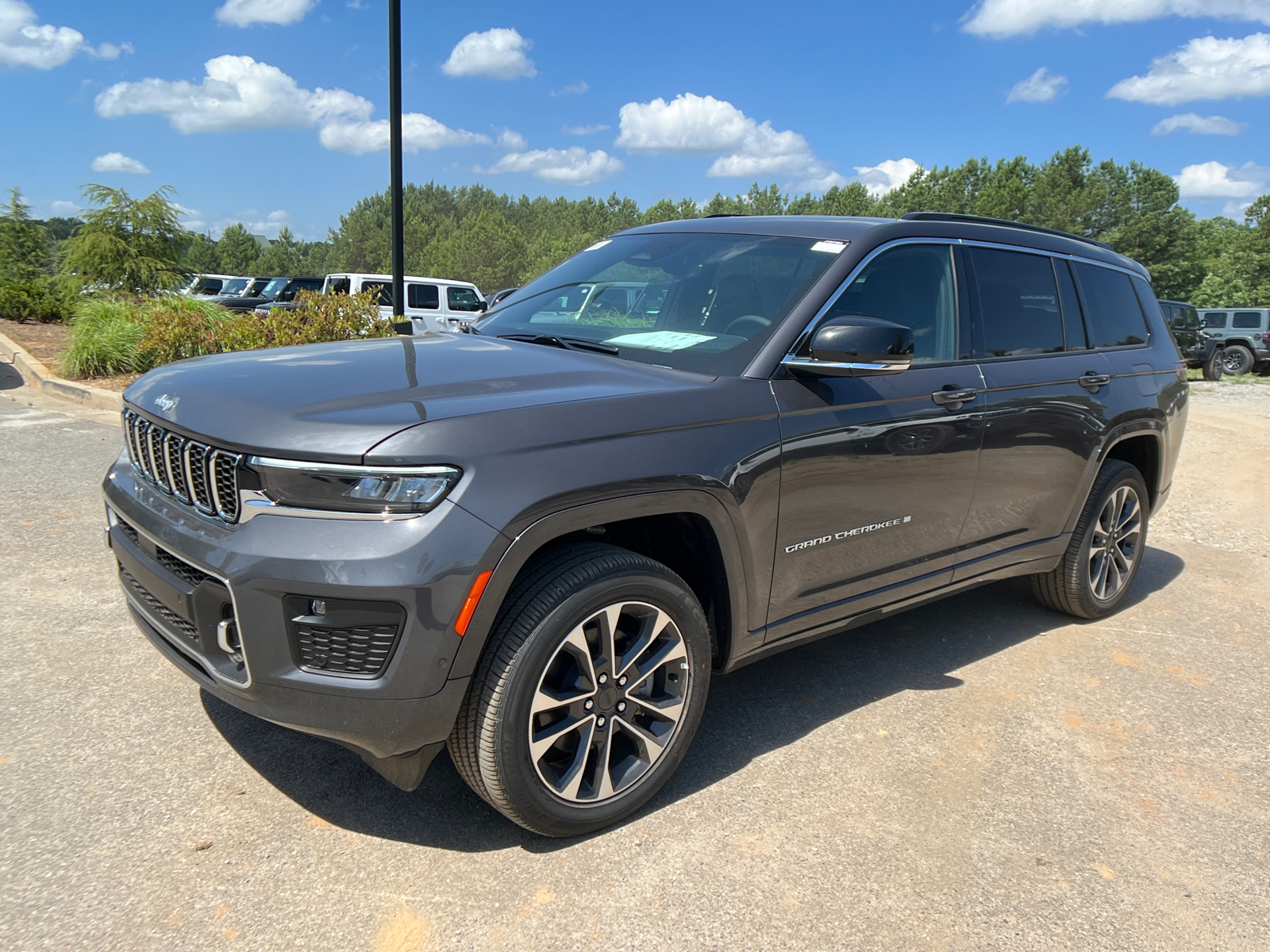 2024 Jeep Grand Cherokee L Overland 1