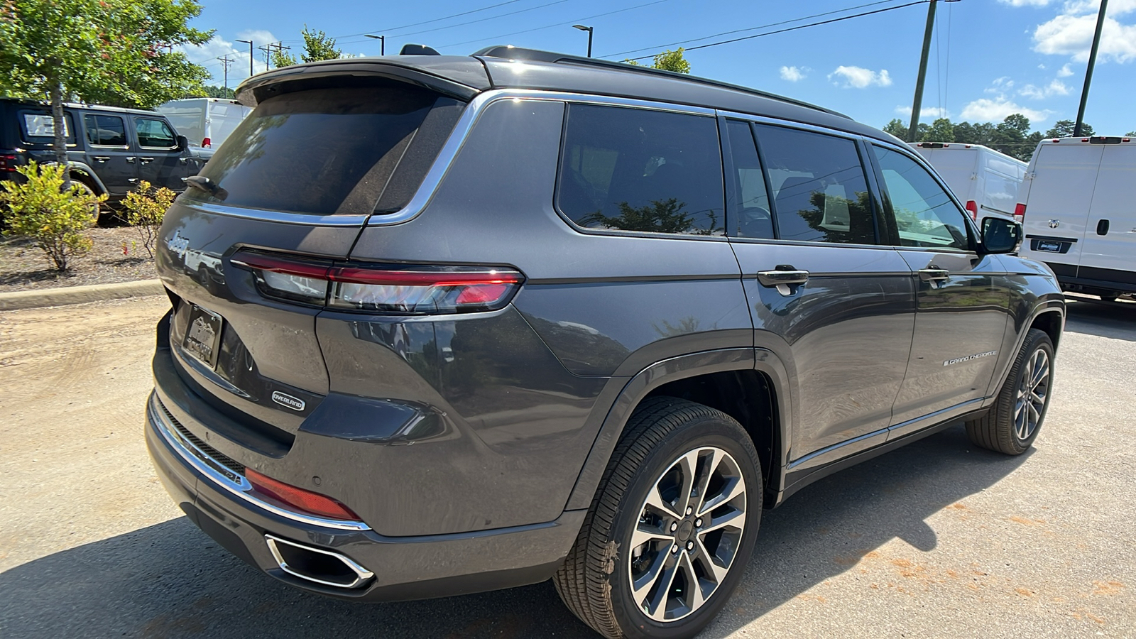 2024 Jeep Grand Cherokee L Overland 5