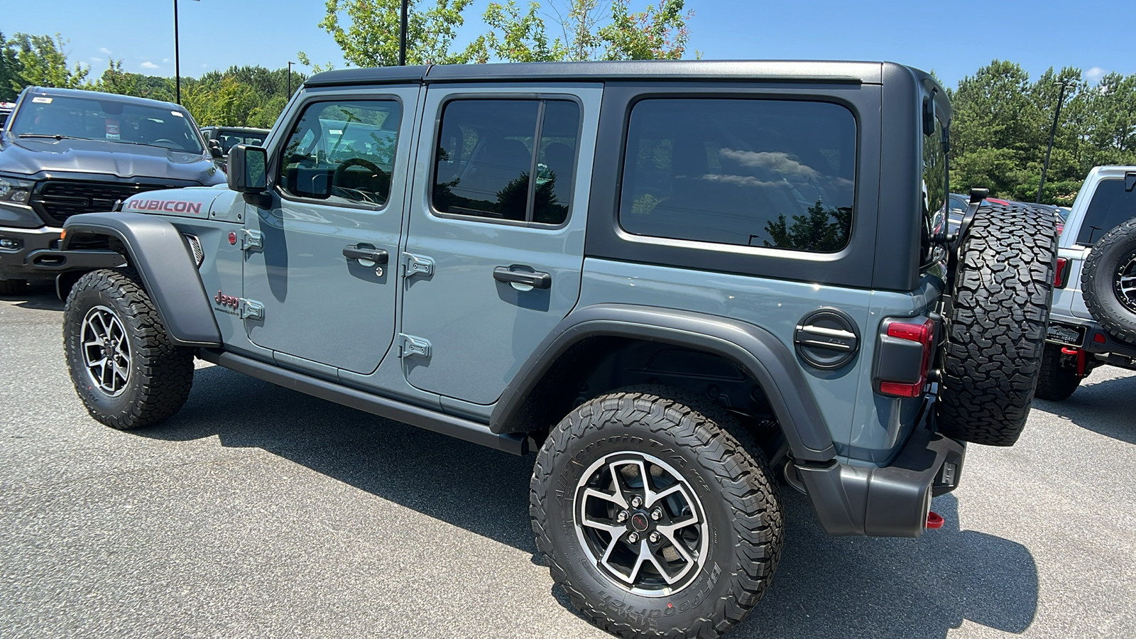 2024 Jeep Wrangler Rubicon 7