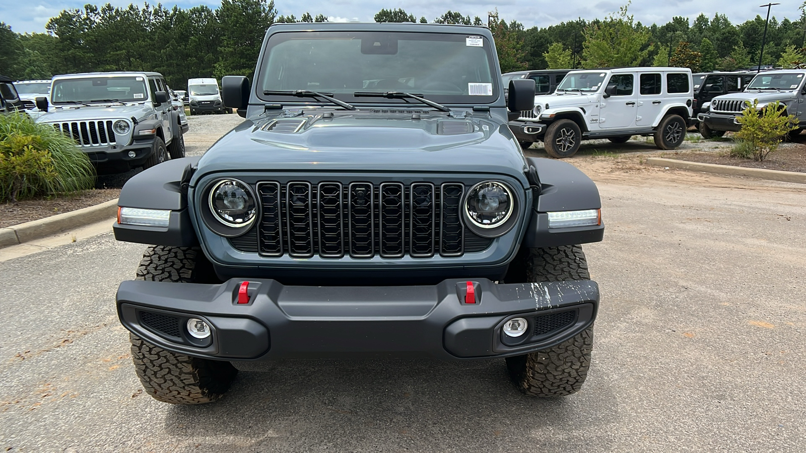 2024 Jeep Wrangler Rubicon 2