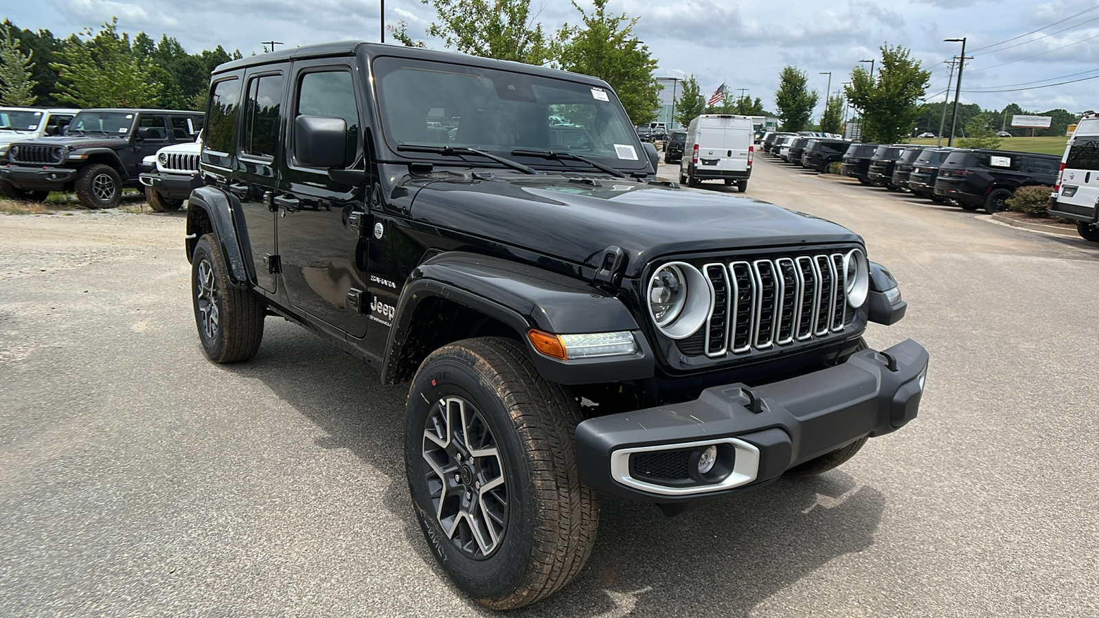 2024 Jeep Wrangler Sahara 3