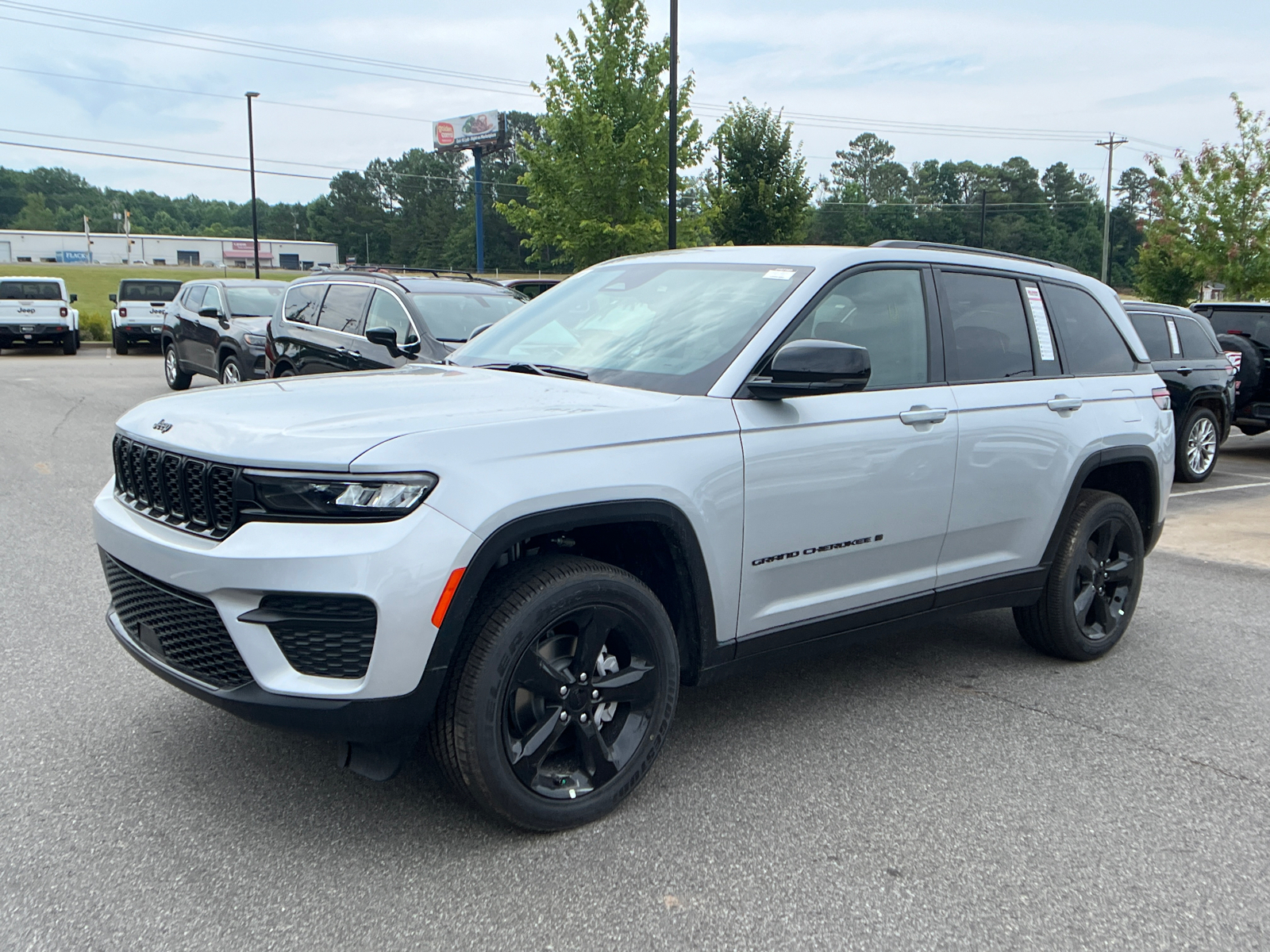 2024 Jeep Grand Cherokee Altitude X 1