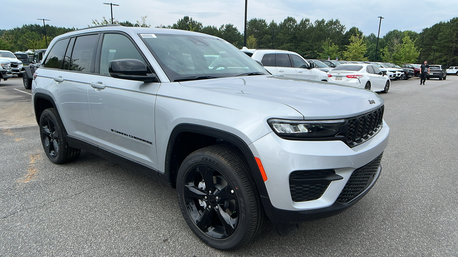 2024 Jeep Grand Cherokee Altitude X 3