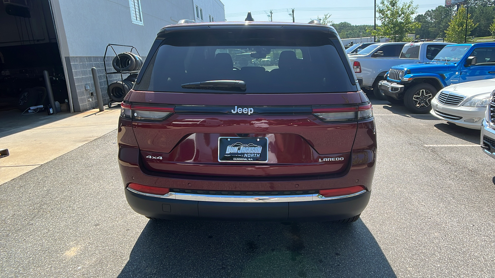 2024 Jeep Grand Cherokee Laredo X 6