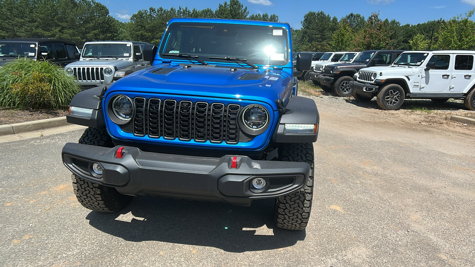 2024 Jeep Wrangler Rubicon 2