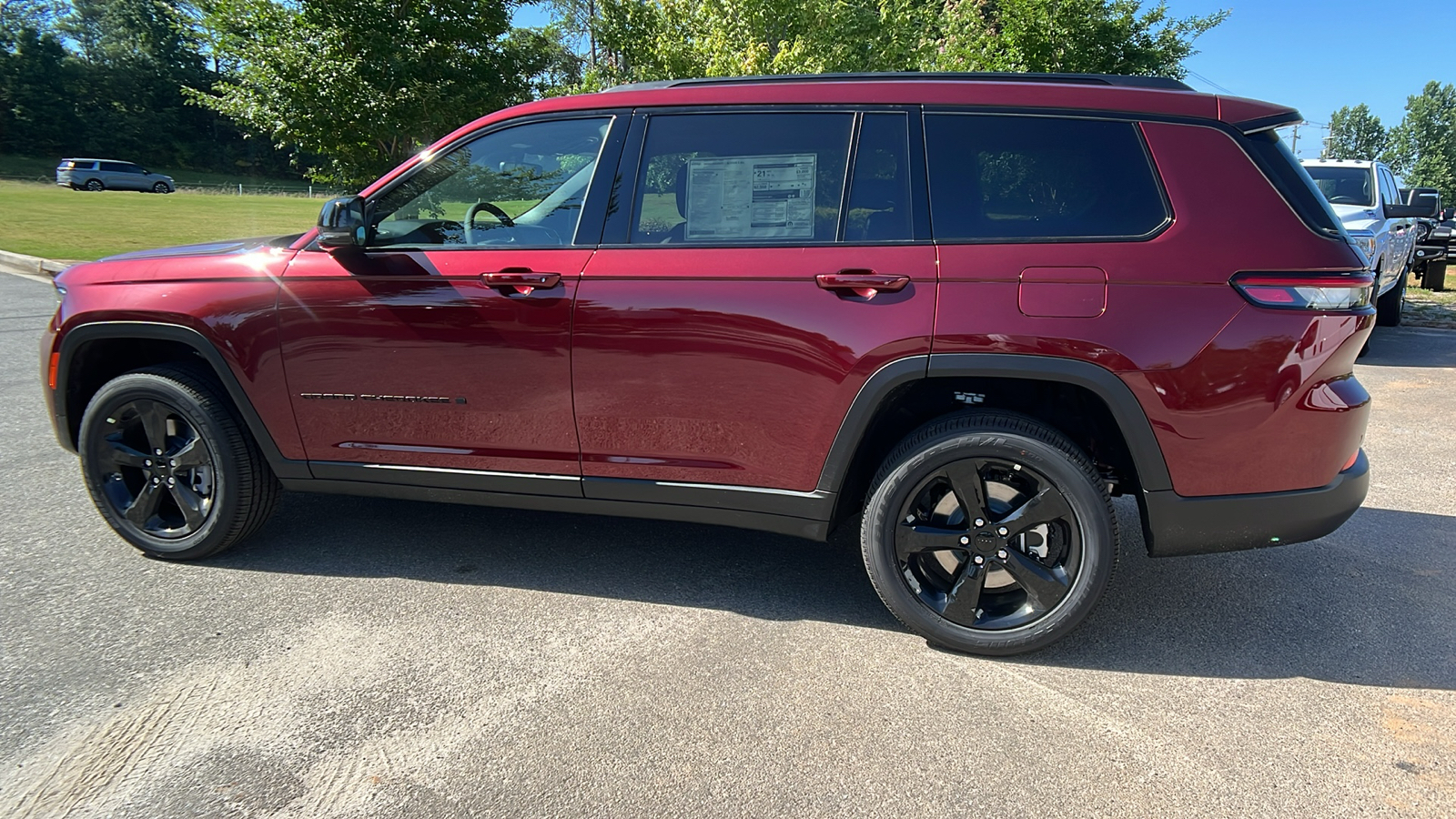 2024 Jeep Grand Cherokee L Altitude X 8