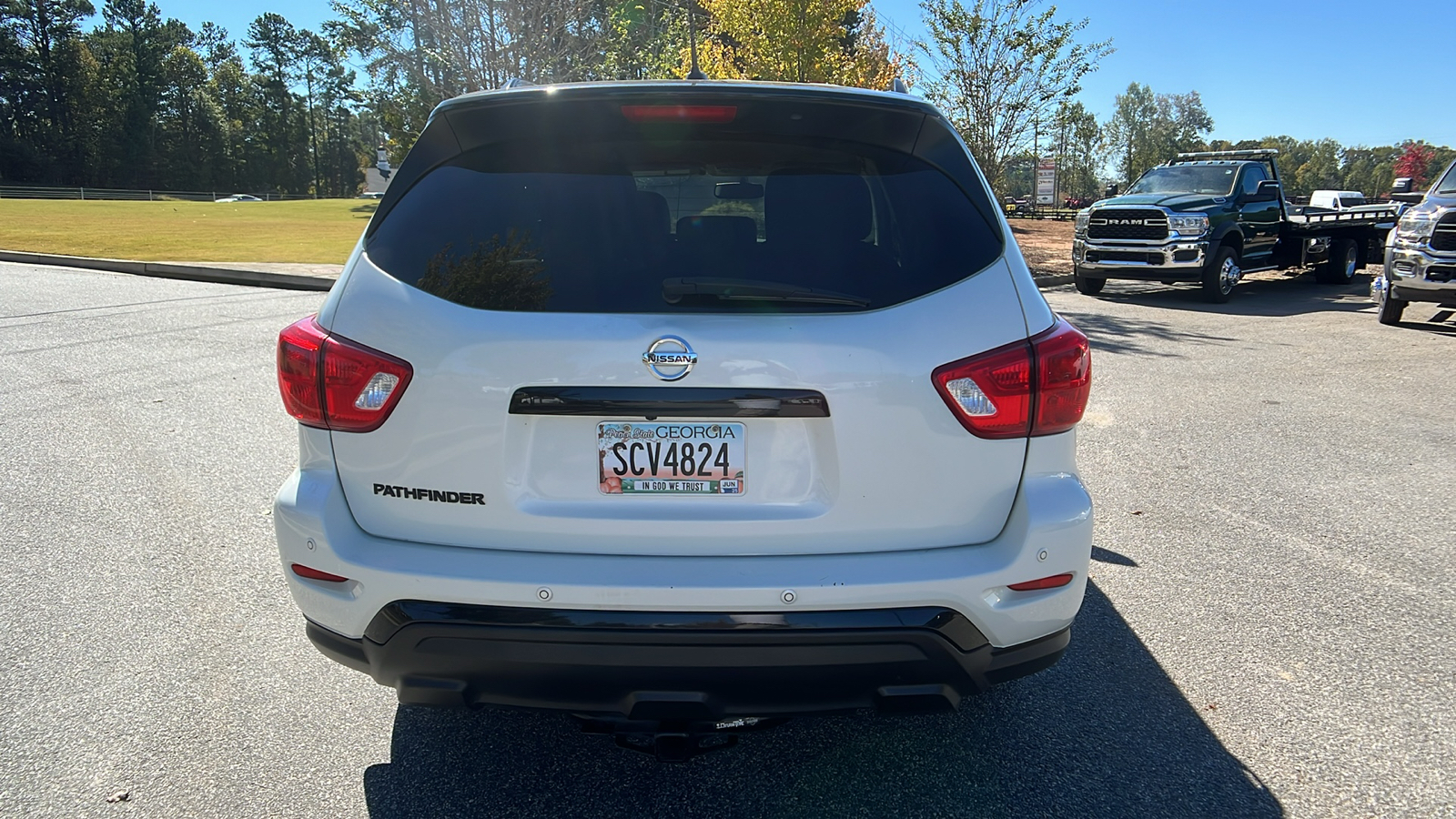 2018 Nissan Pathfinder SL 6