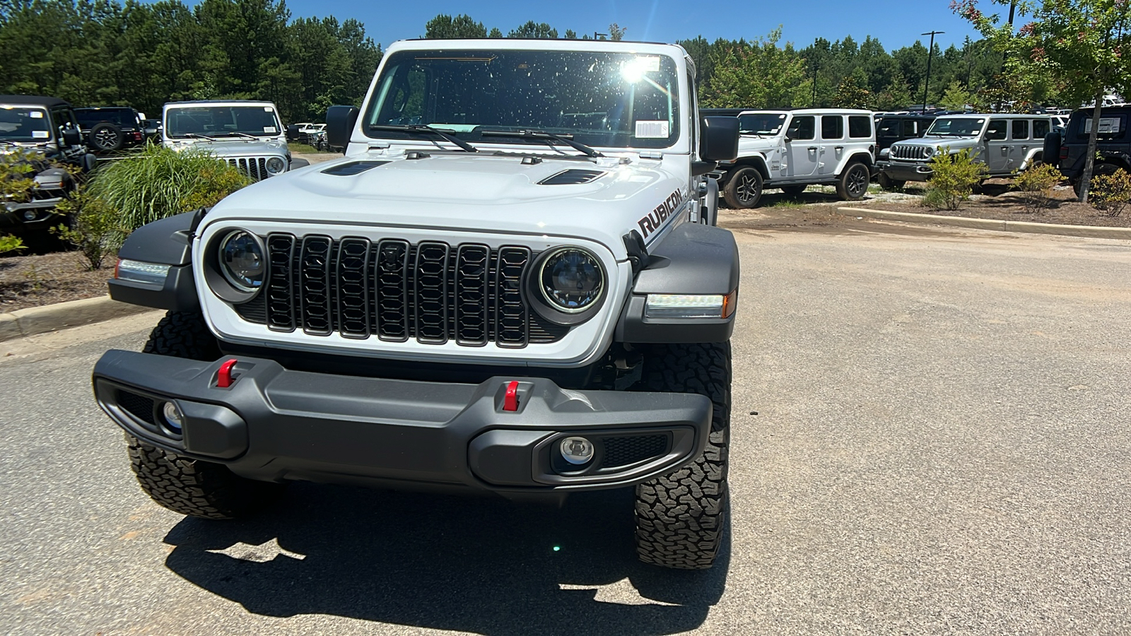 2024 Jeep Wrangler Rubicon 2