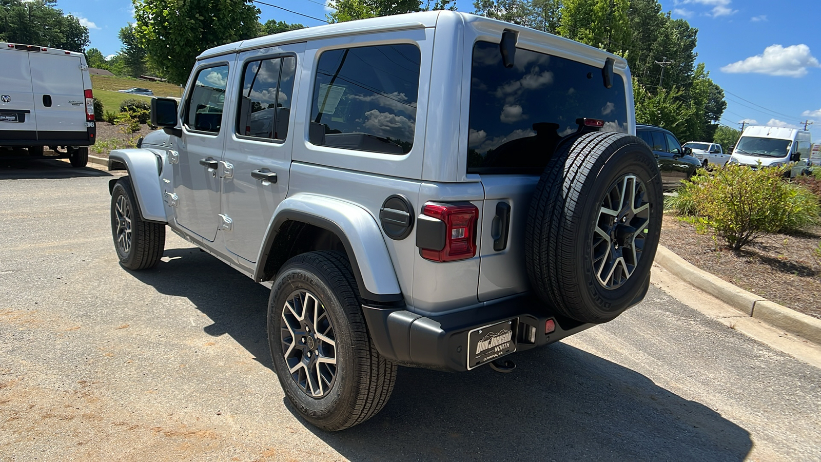 2024 Jeep Wrangler Sahara 7