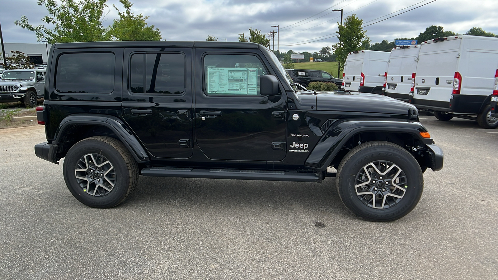 2024 Jeep Wrangler Sahara 4