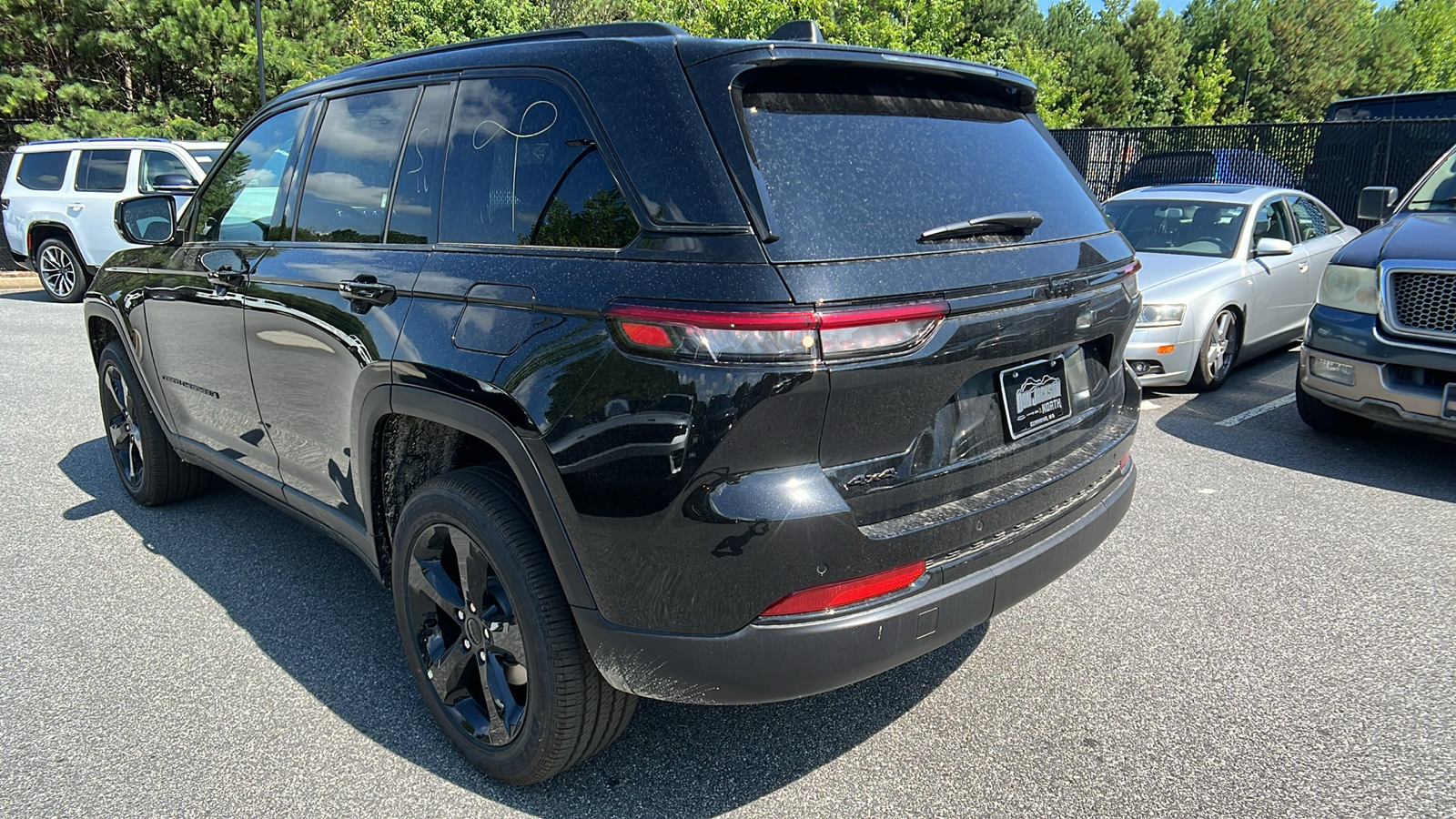 2024 Jeep Grand Cherokee Altitude 7