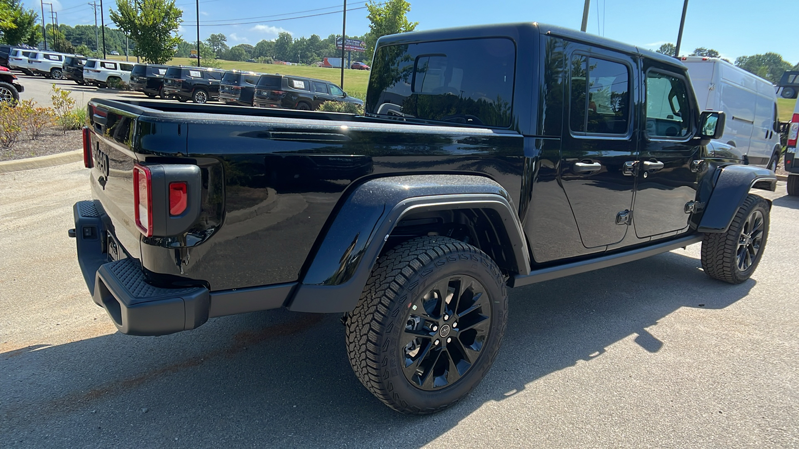 2024 Jeep Gladiator  5