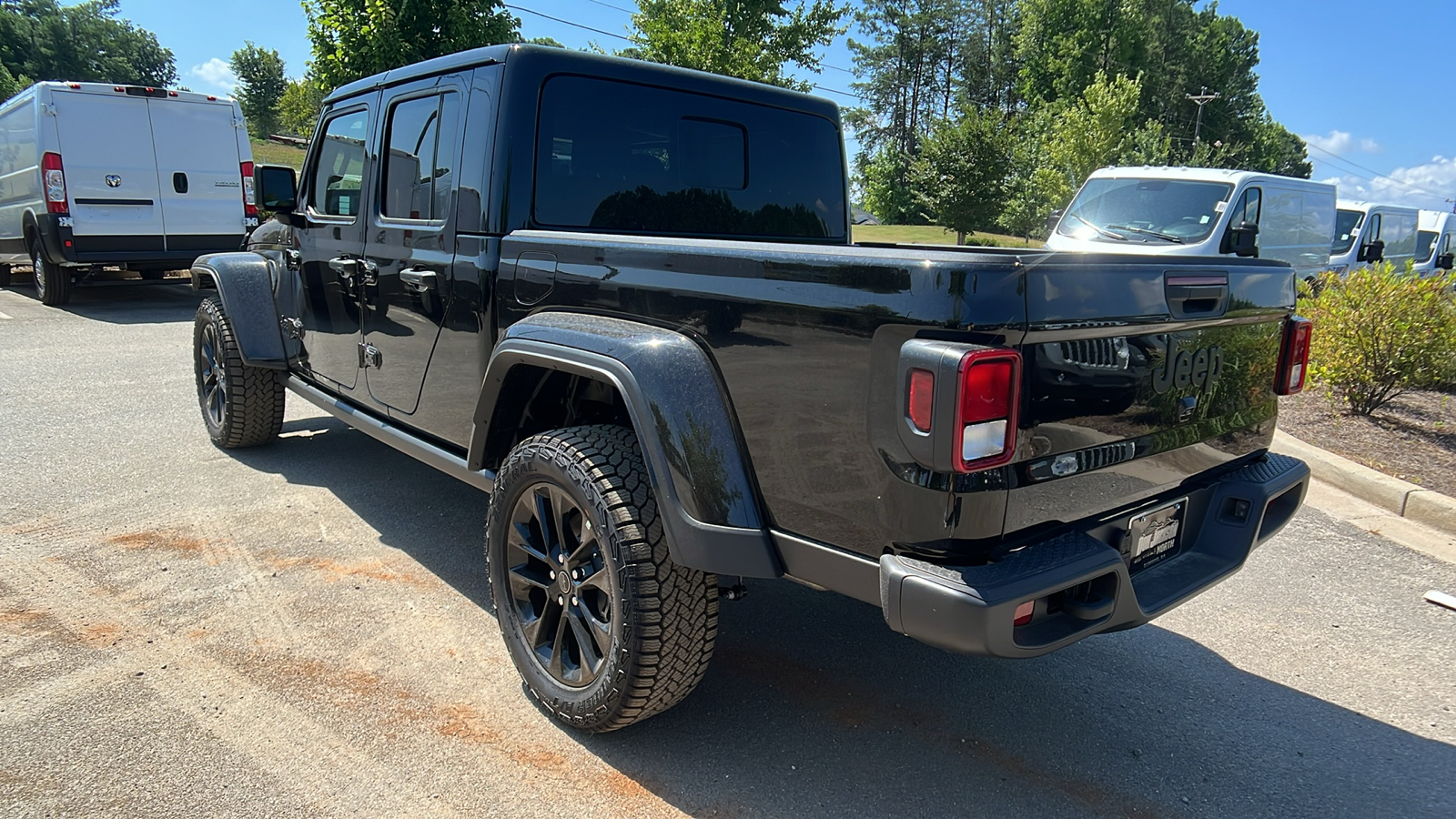 2024 Jeep Gladiator  7