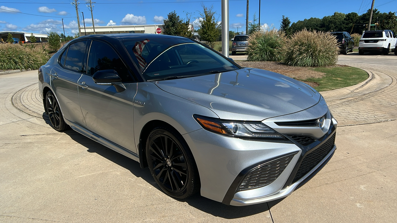 2021 Toyota Camry Hybrid XSE 3