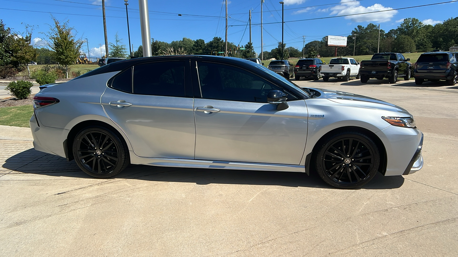 2021 Toyota Camry Hybrid XSE 4