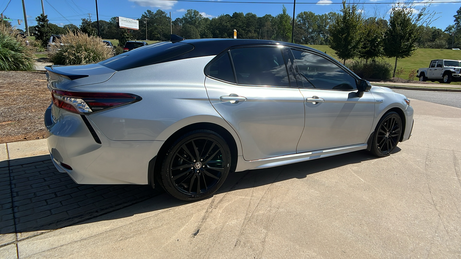 2021 Toyota Camry Hybrid XSE 5