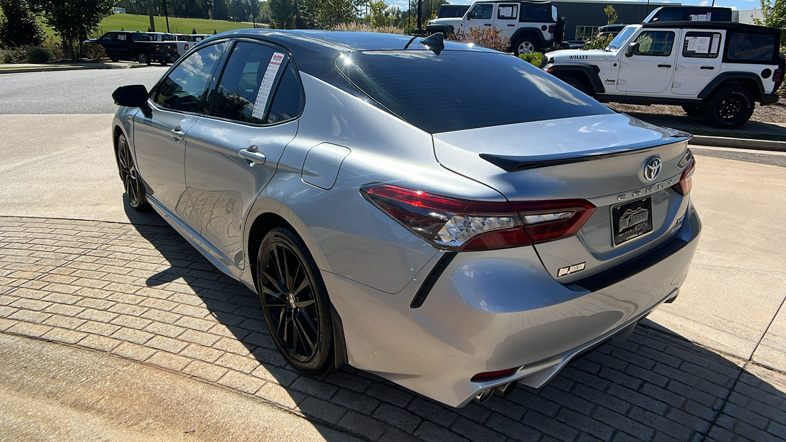 2021 Toyota Camry Hybrid XSE 7