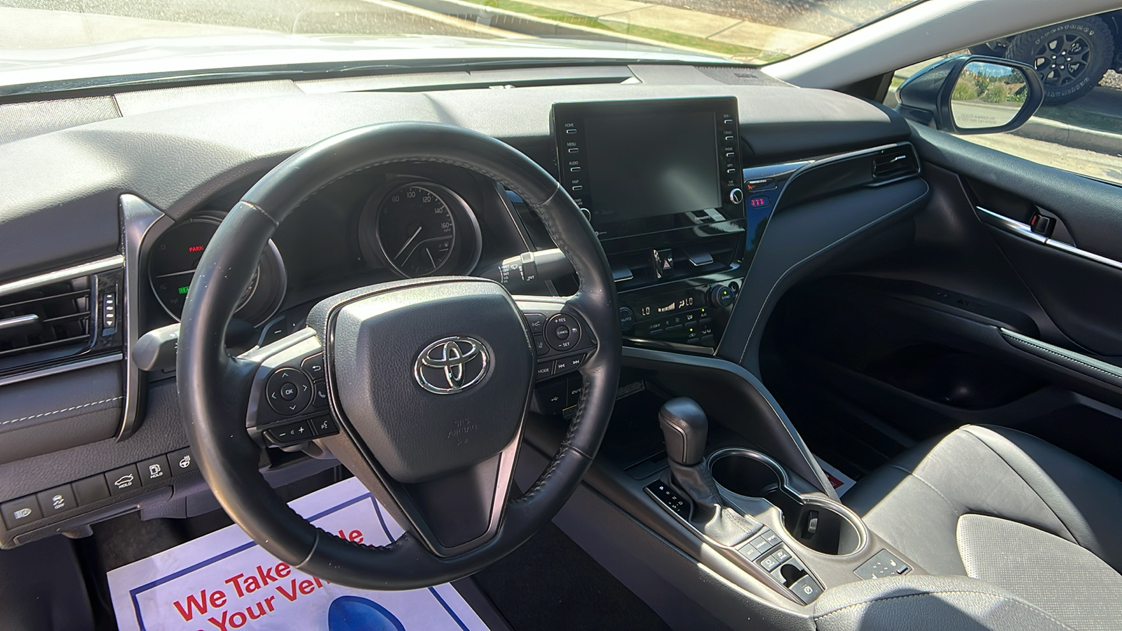 2021 Toyota Camry Hybrid XSE 19