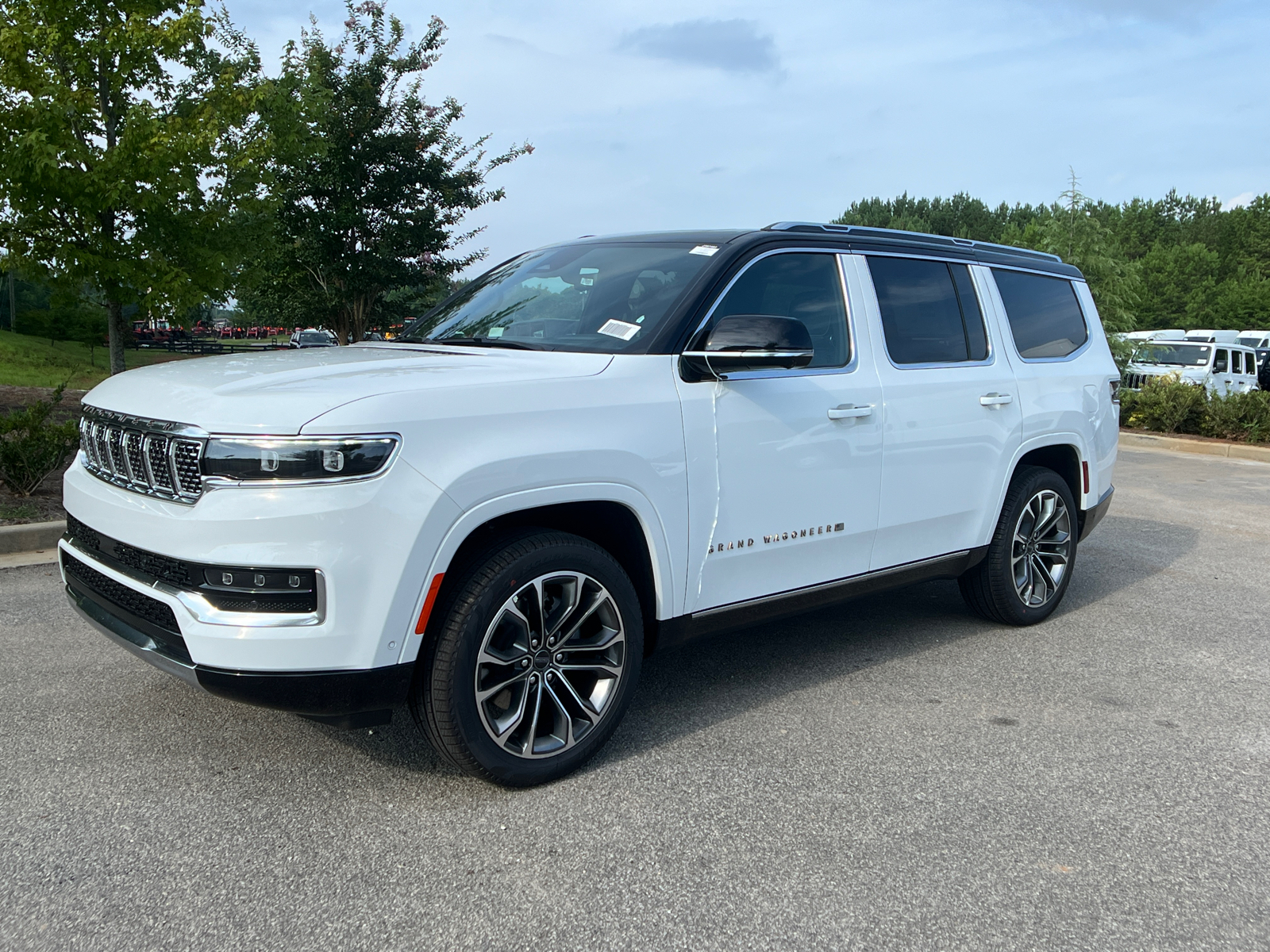 2024 Jeep Grand Wagoneer Series III 1