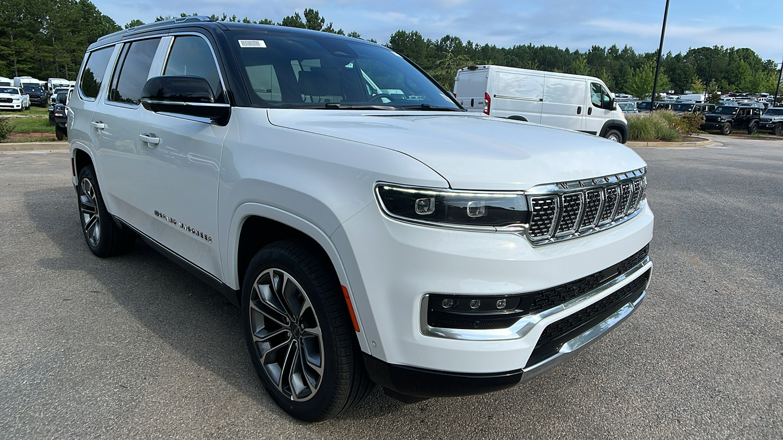 2024 Jeep Grand Wagoneer Series III 3