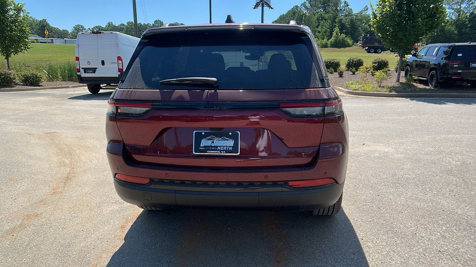 2024 Jeep Grand Cherokee Altitude 6