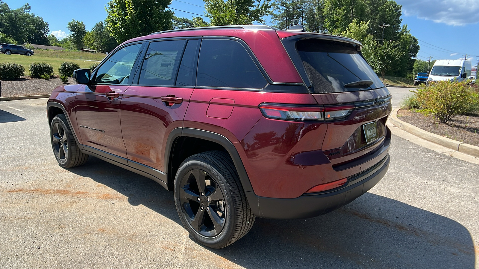 2024 Jeep Grand Cherokee Altitude 7