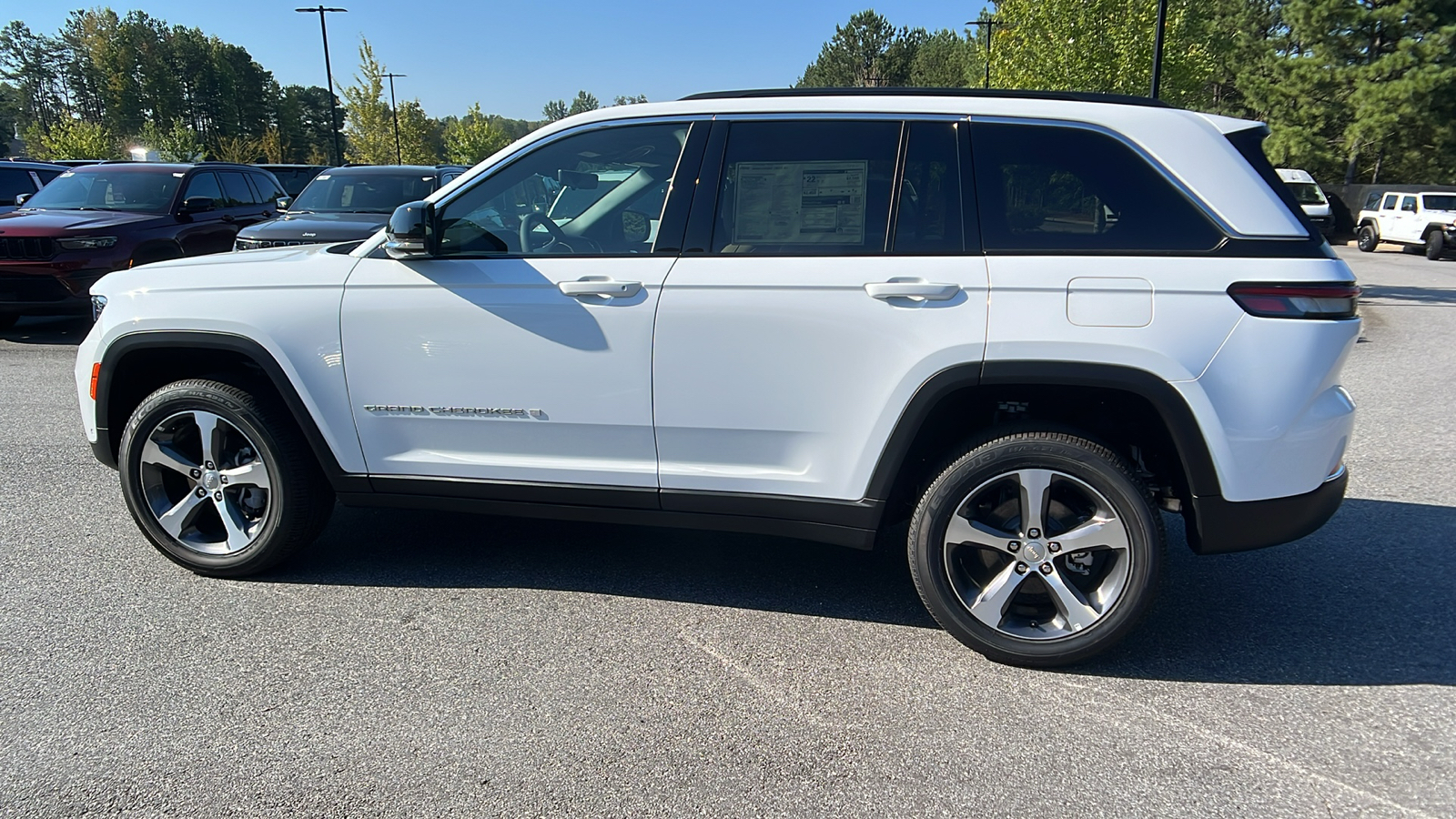 2024 Jeep Grand Cherokee Limited 8