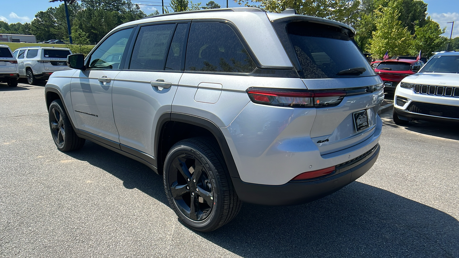 2024 Jeep Grand Cherokee Altitude 7