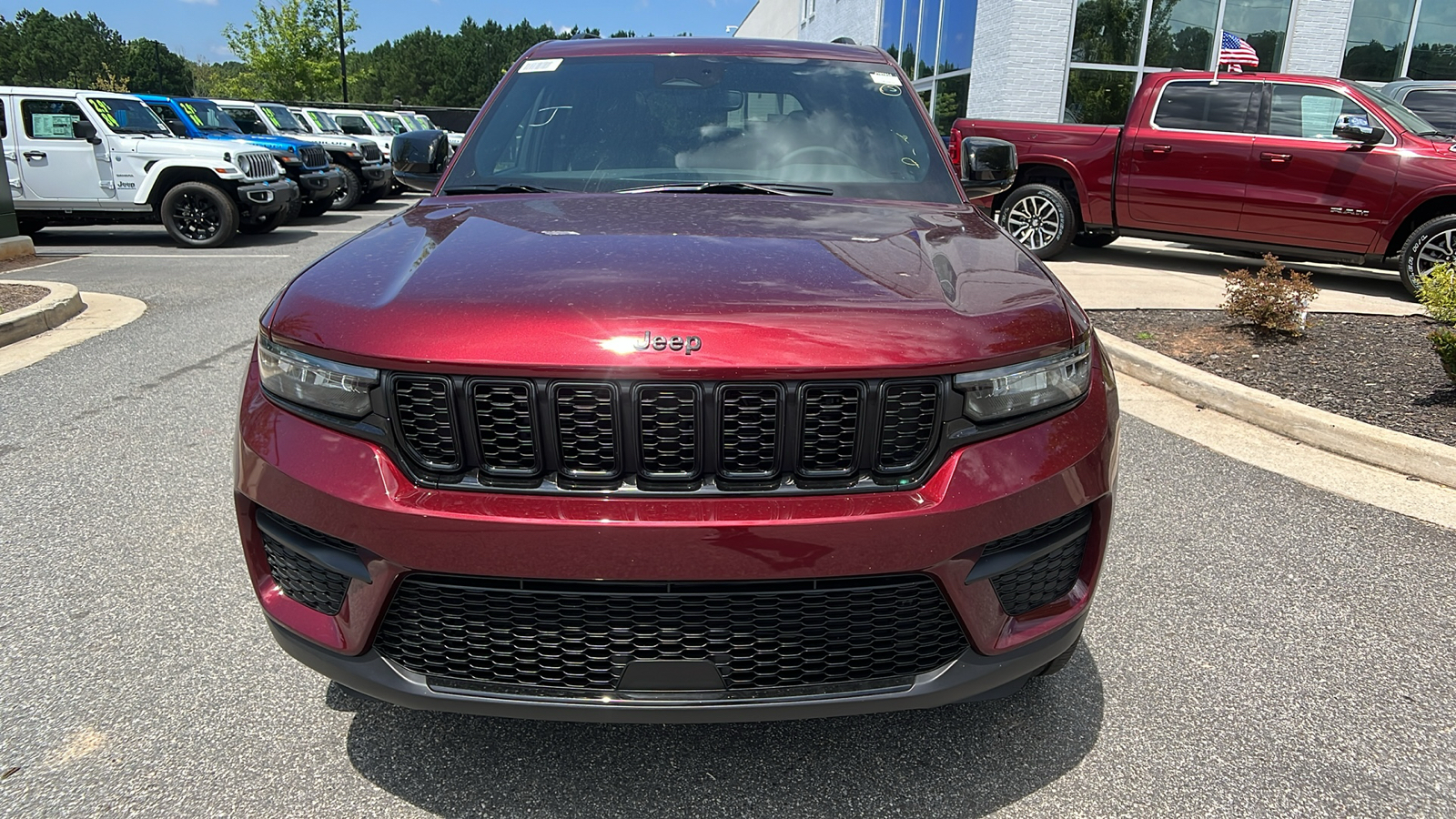 2024 Jeep Grand Cherokee Altitude X 2