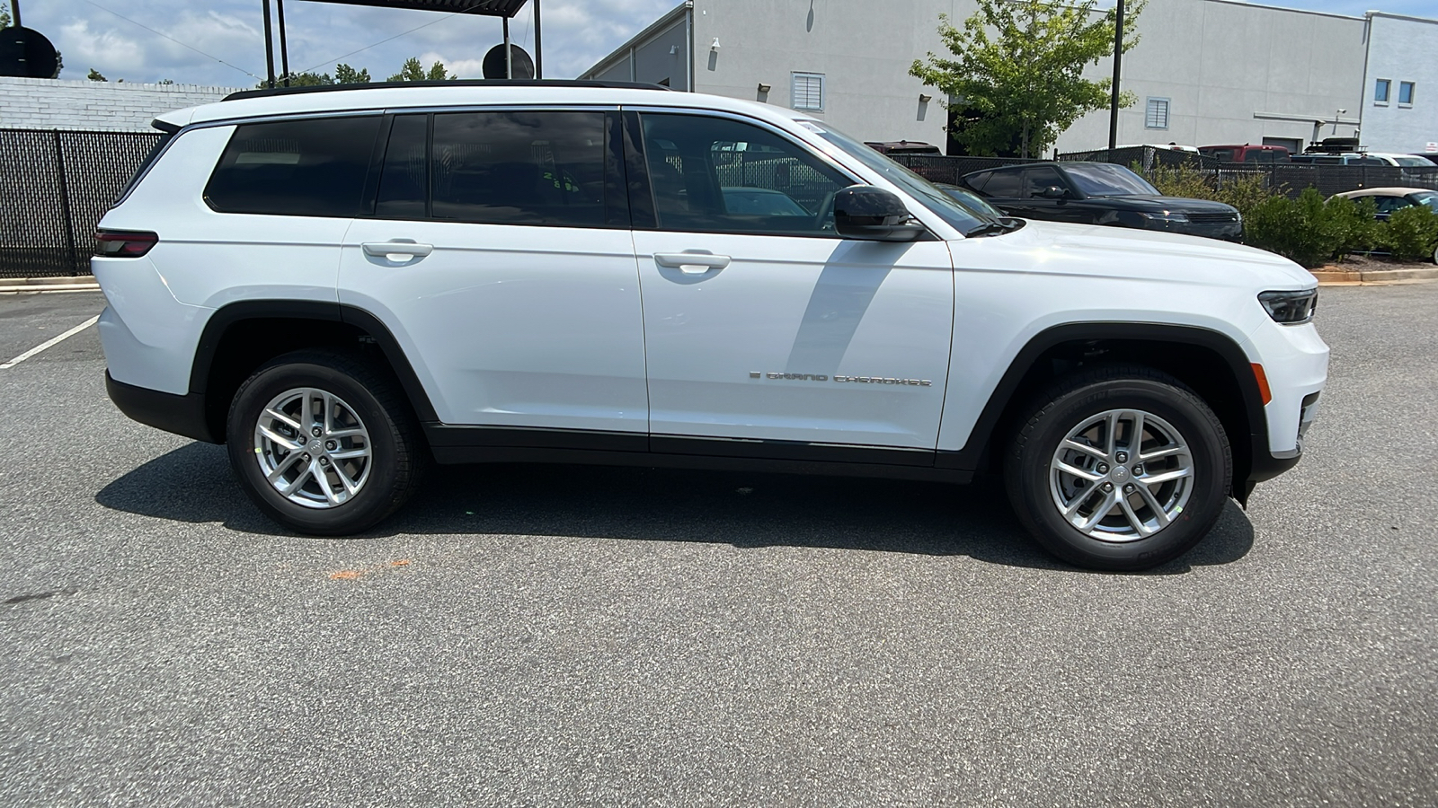 2024 Jeep Grand Cherokee L Laredo X 4