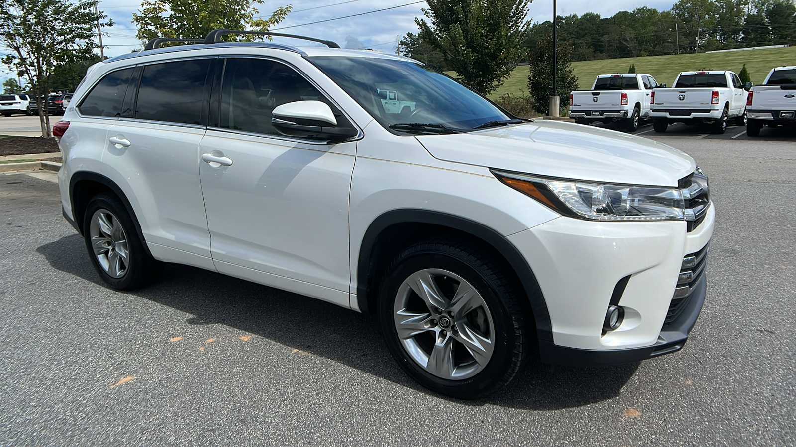 2017 Toyota Highlander Limited 3