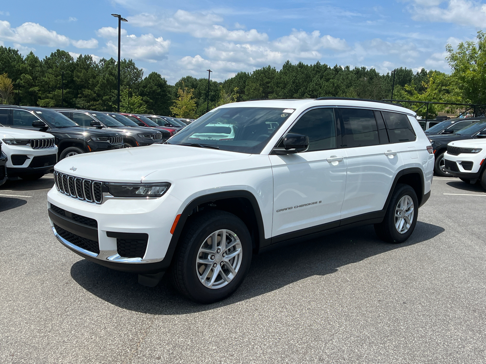 2024 Jeep Grand Cherokee L Laredo X 1