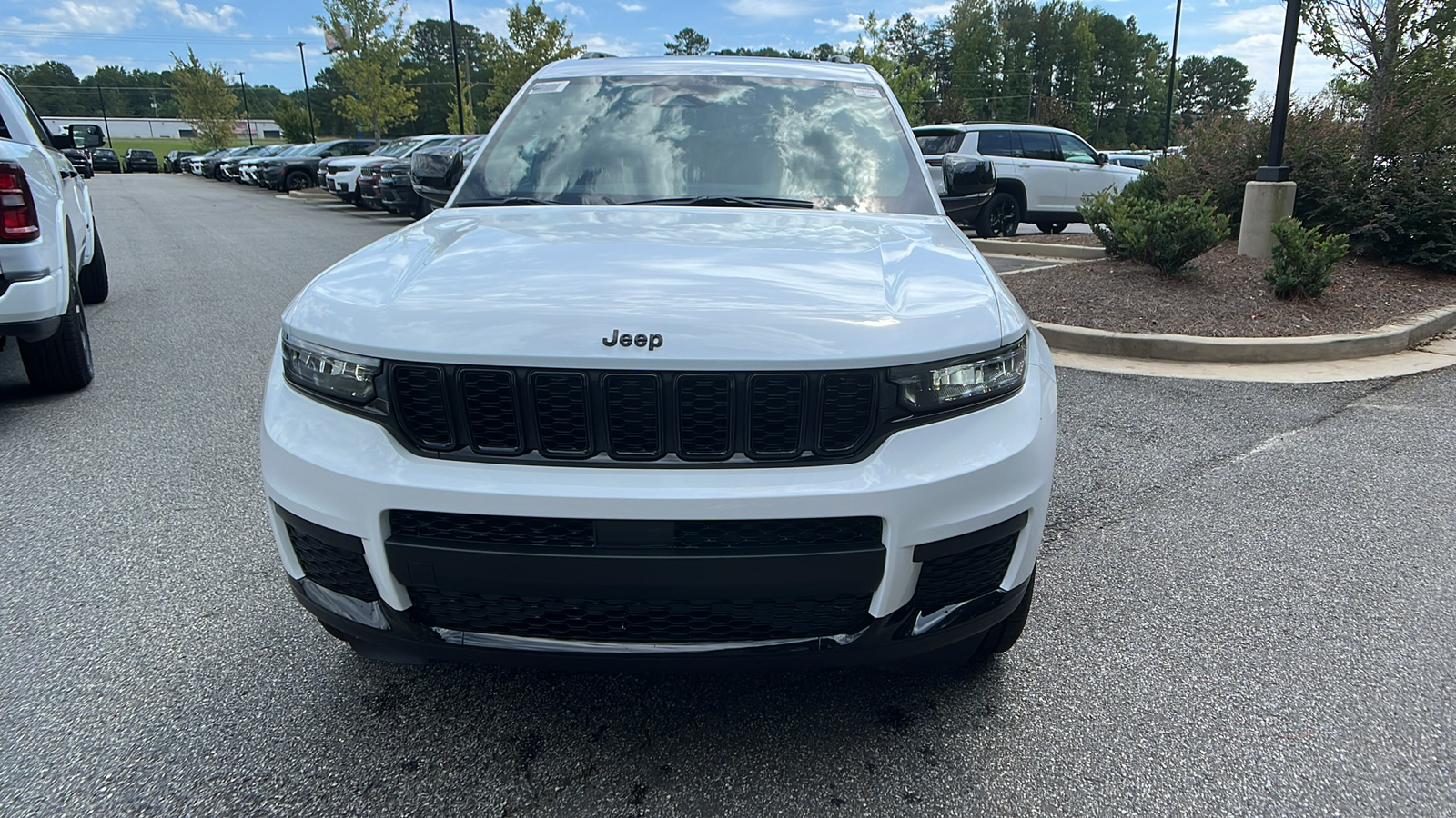 2024 Jeep Grand Cherokee L Altitude X 2