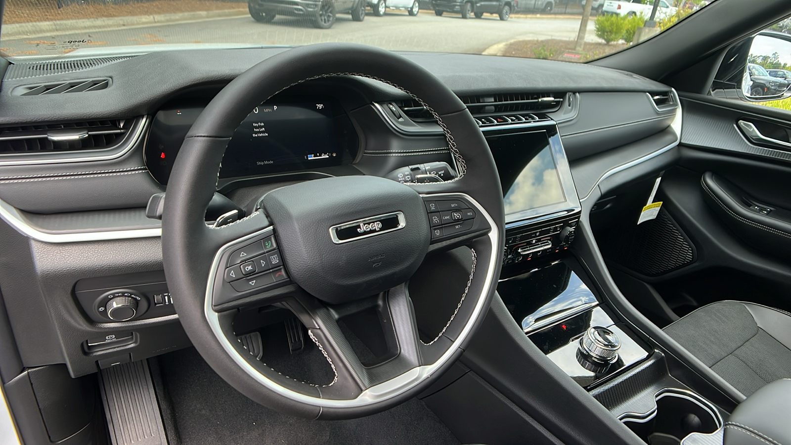 2024 Jeep Grand Cherokee L Altitude X 17