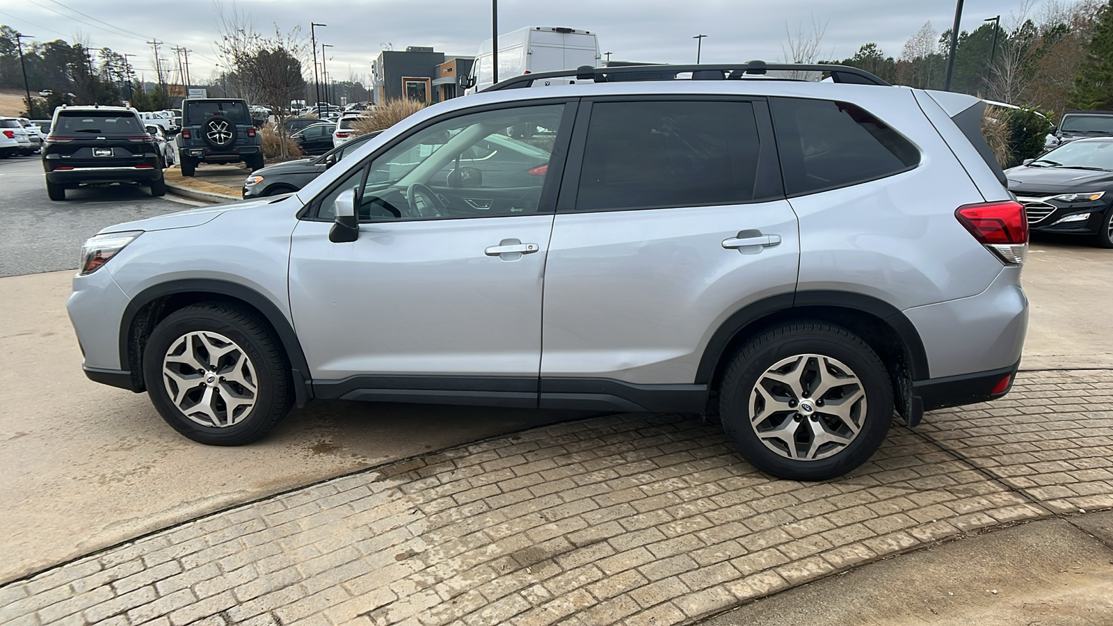 2020 Subaru Forester Premium 8