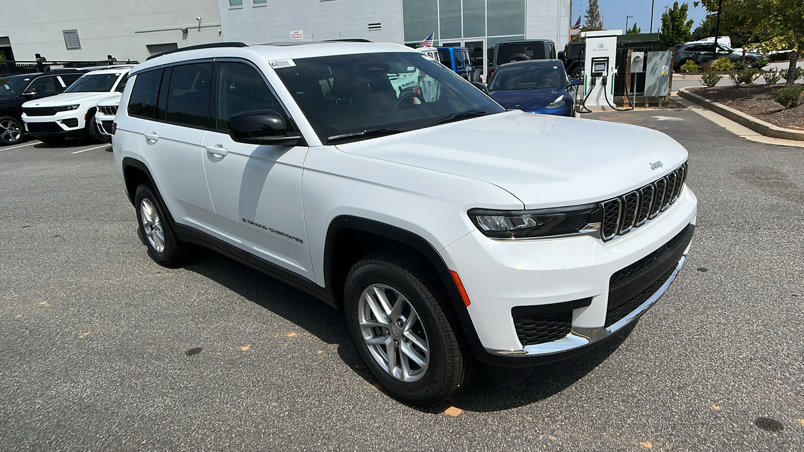 2024 Jeep Grand Cherokee L Laredo X 3