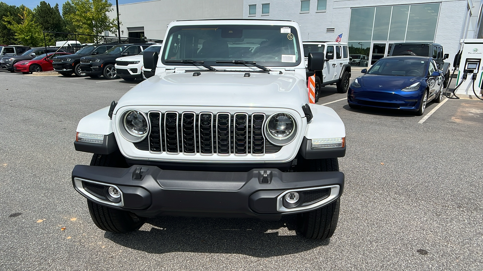 2024 Jeep Wrangler Sahara 2