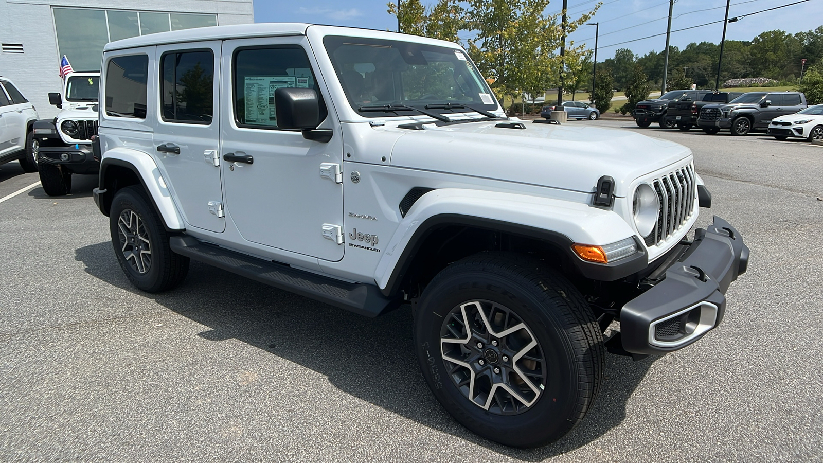 2024 Jeep Wrangler Sahara 3