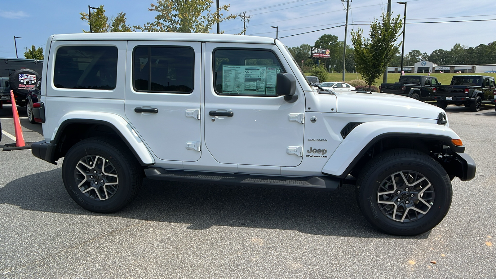 2024 Jeep Wrangler Sahara 4