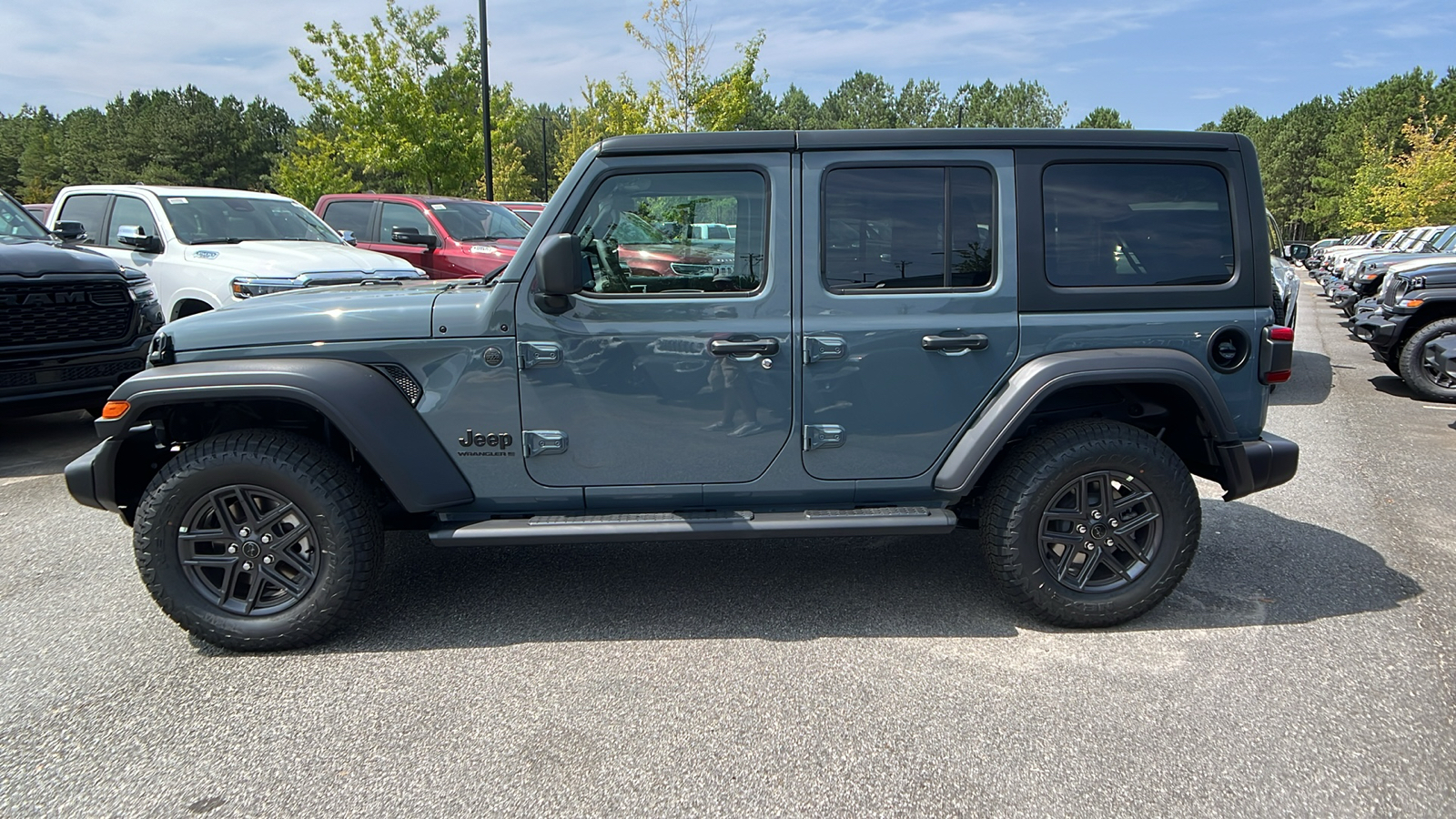 2024 Jeep Wrangler Sport S 8