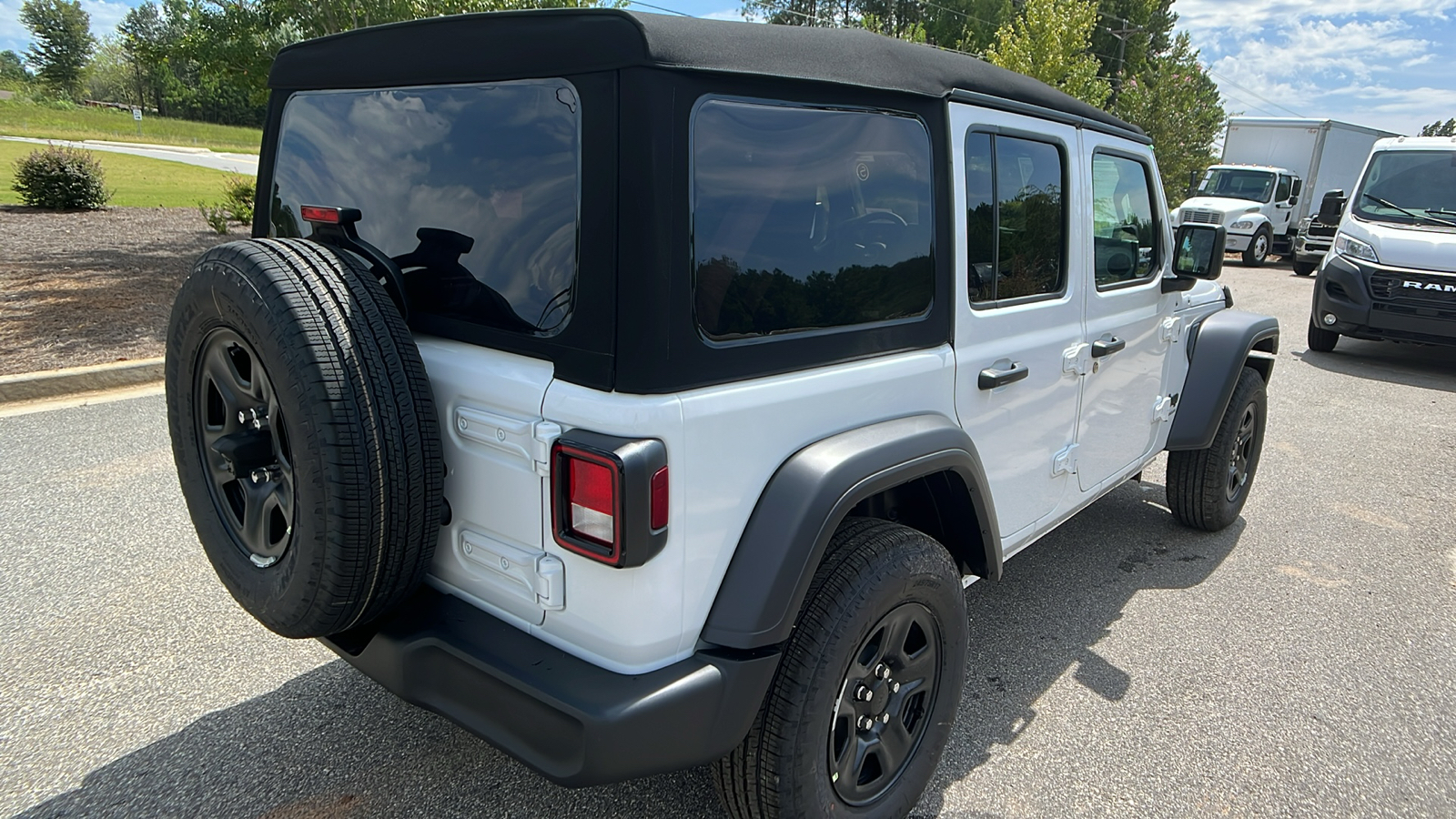 2024 Jeep Wrangler Sport 5