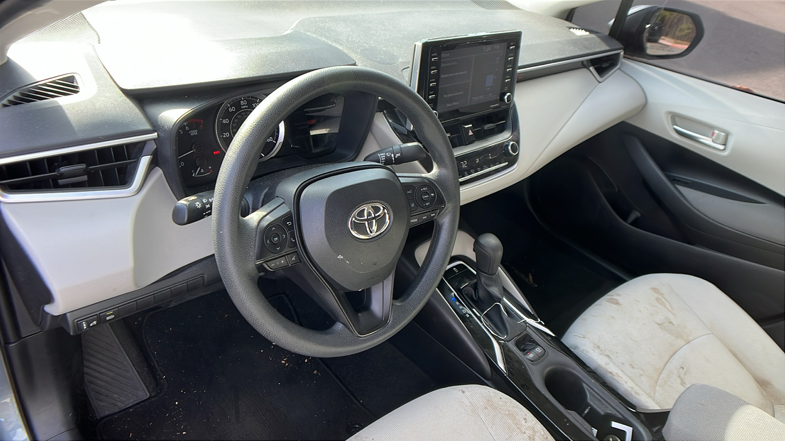 2021 Toyota Corolla LE 19