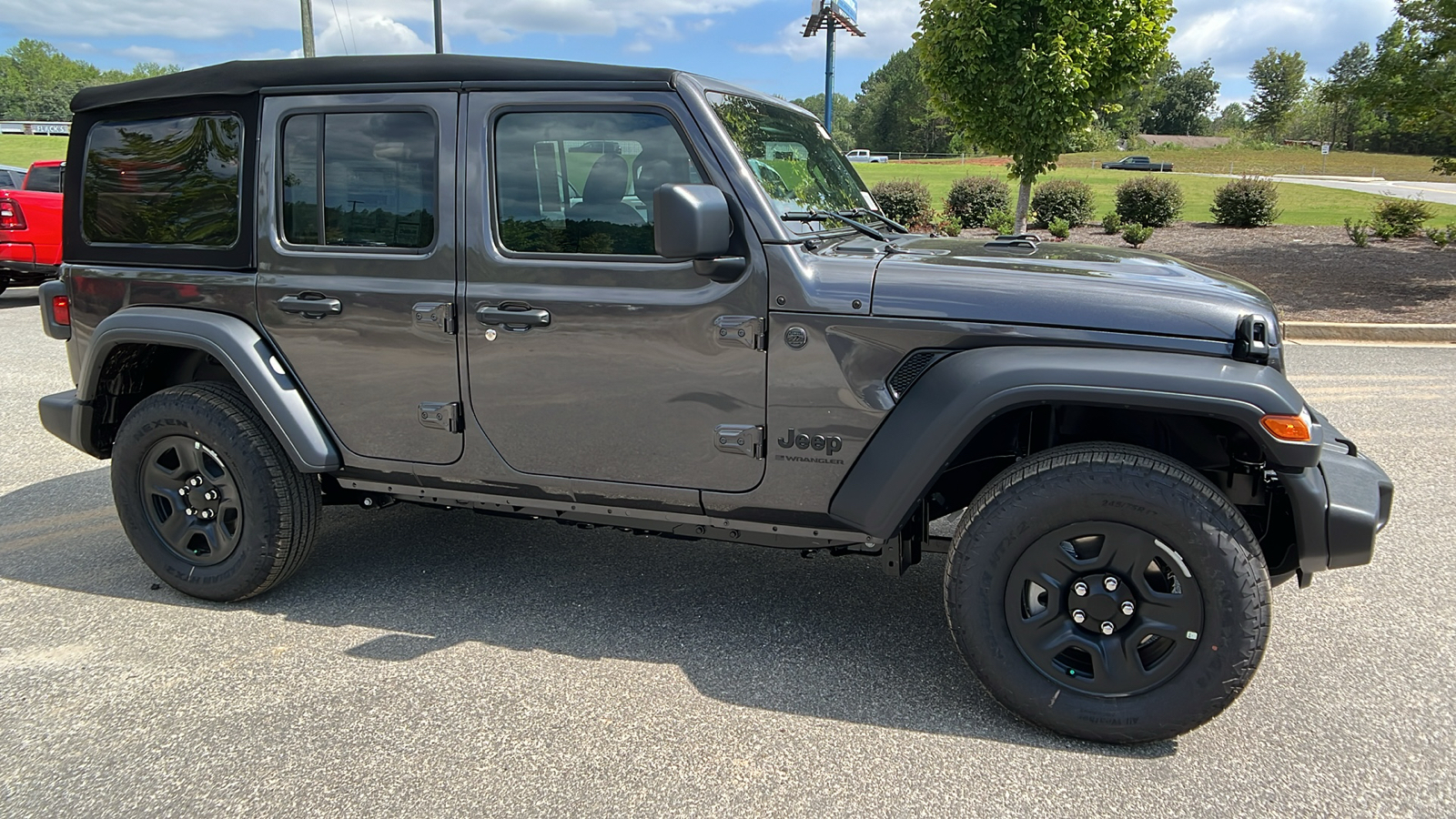 2024 Jeep Wrangler Sport 3