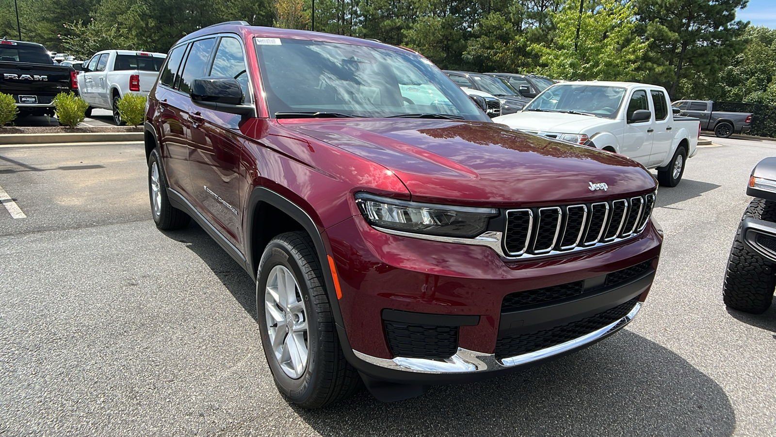 2024 Jeep Grand Cherokee L Laredo X 3