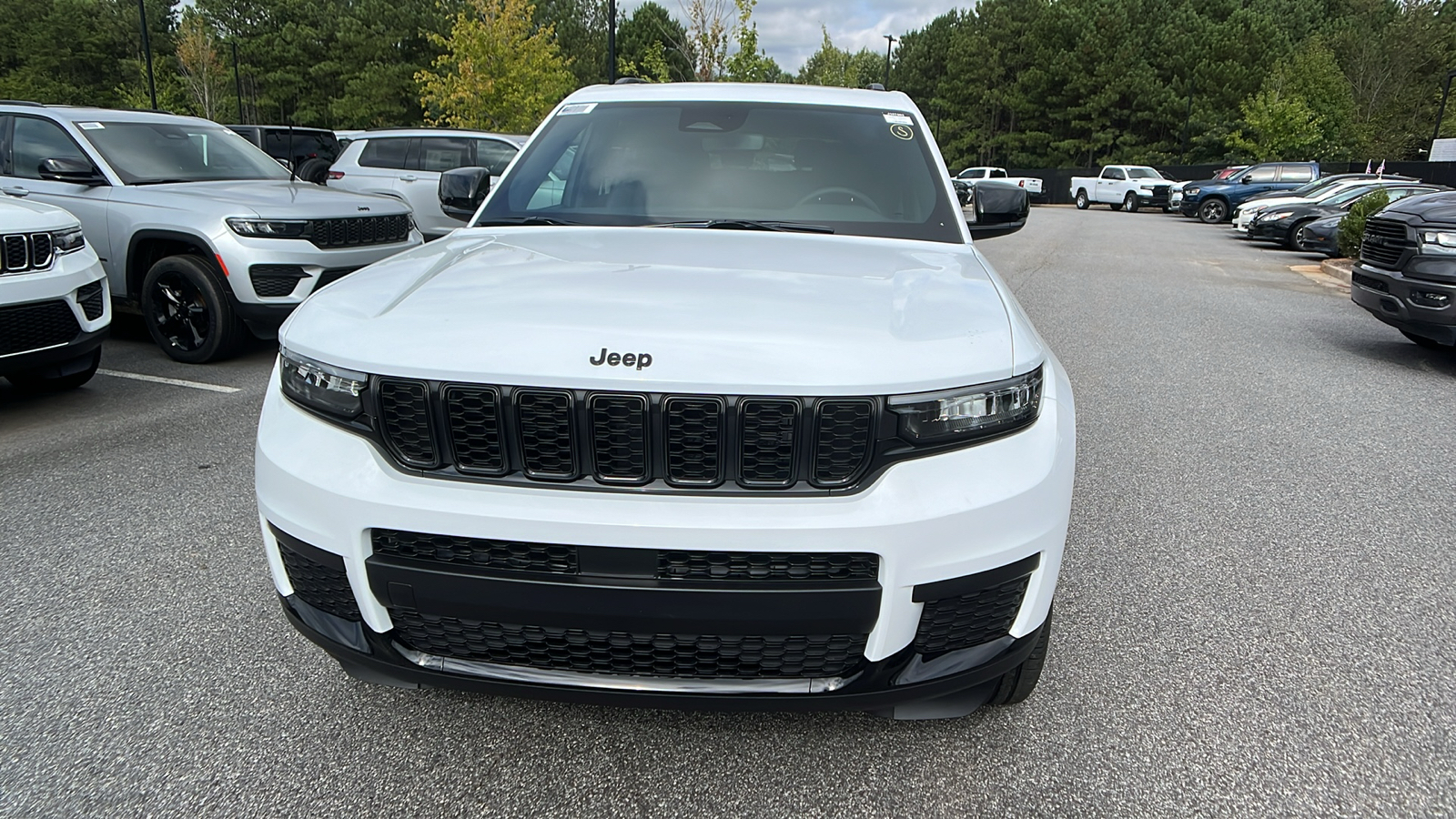 2024 Jeep Grand Cherokee L Altitude X 2