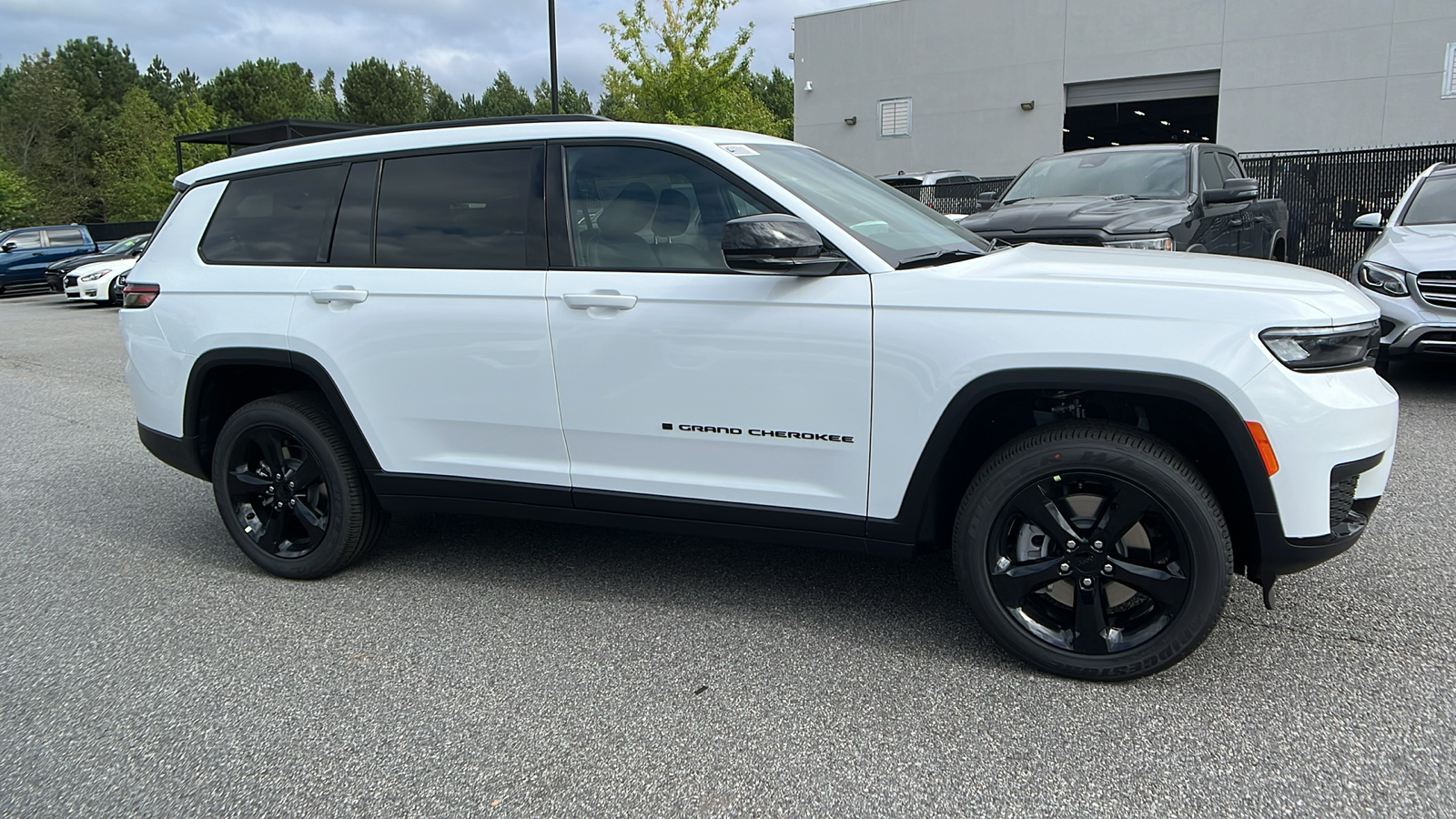 2024 Jeep Grand Cherokee L Altitude X 4